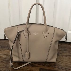 Louis Vuitton LockIt MM Taupe Like New Condition